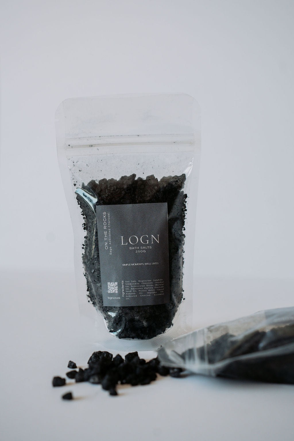 Activated Charcoal Bath Salts | On The Rocks – 250g