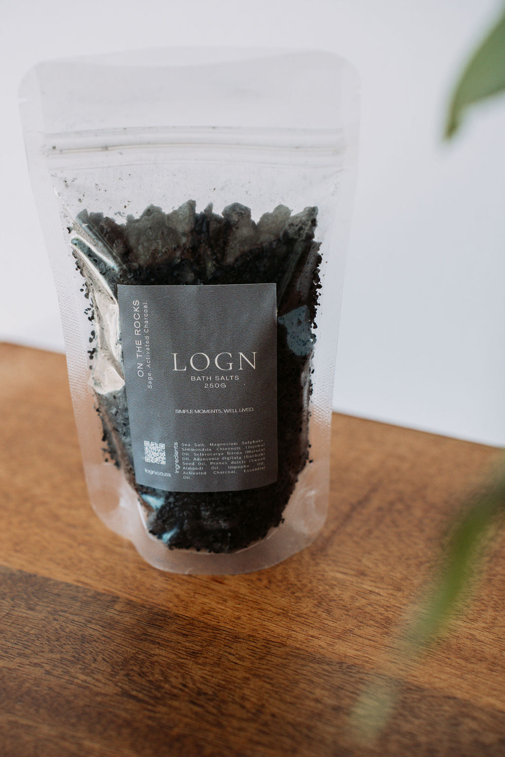 Activated Charcoal Bath Salts | On The Rocks – 250g